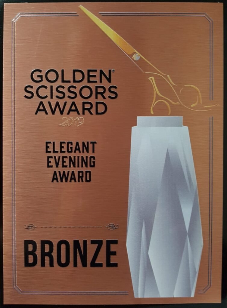Golden Scissors Award won by Mavis in Singapore